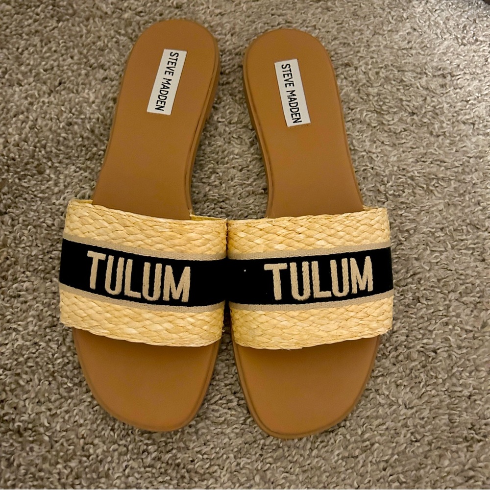 Steve Madden- Tulum Knox Sandals - Size 9